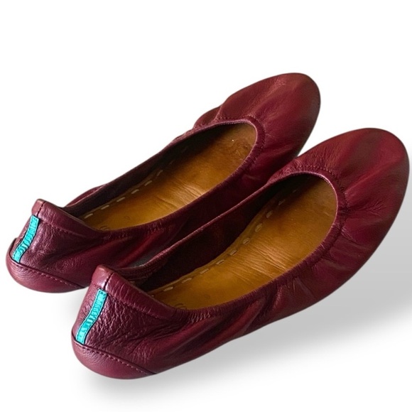 Tieks Maroon/ Burgundy Leather Ballet Flats Women’s Size 9 Normcore Minimalist - Picture 1 of 16